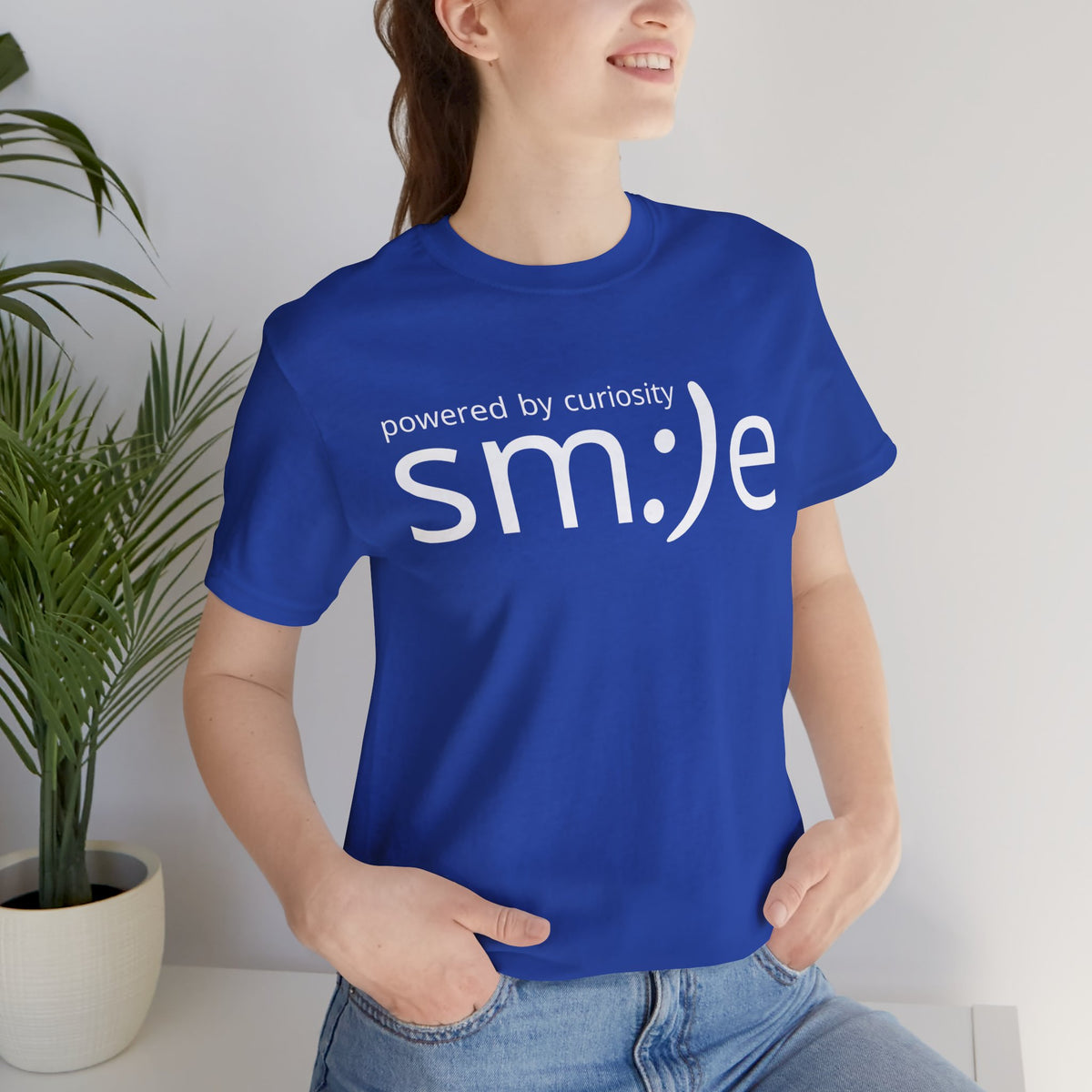 sm:)e Powered by Curiosity Tee | Intellectual Streetwear | Unisex Inspirational Graphic Shirt